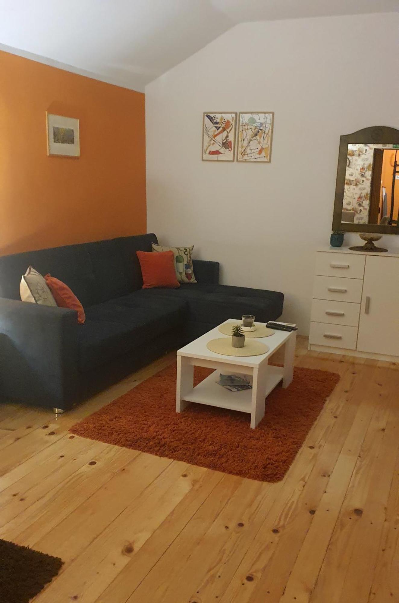 Kum Apartment Ni Kültér fotó