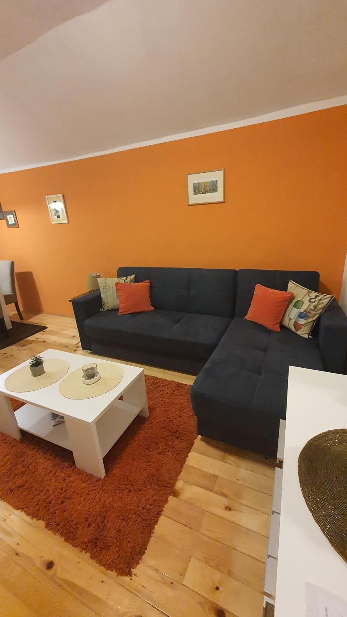 Kum Apartment Ni Kültér fotó